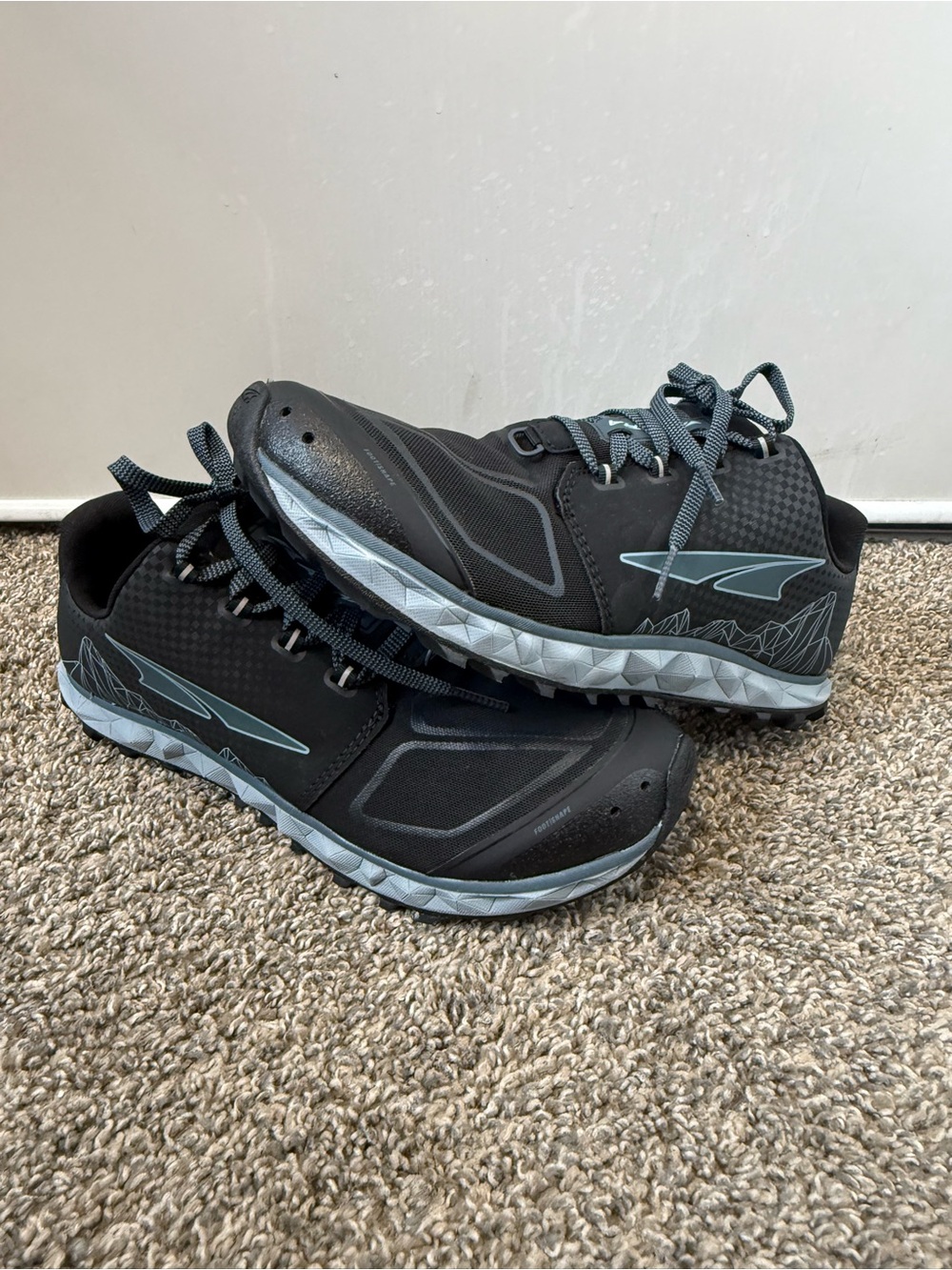 Altra size 9.5 women’s Black and Gray Trail Running Shoes